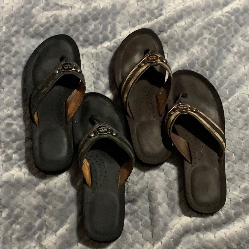 2 pairs of Coach flip flops